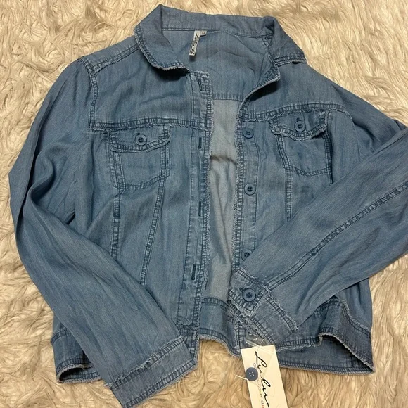 NWT Lulu-B Lightweight Blue Jean Shacket - Picture 1 of 4